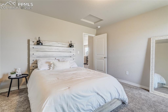 bedroom with carpet flooring