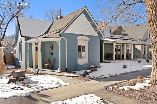 view of front of home