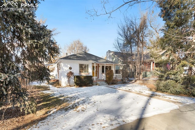 view of front of house with covered porch