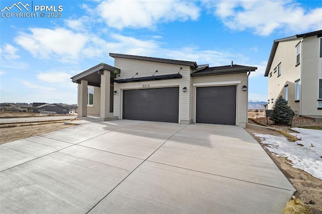 view of front of house featuring a garage