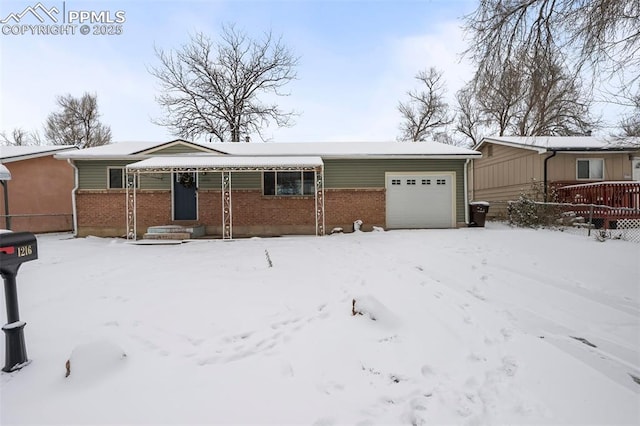 single story home with a garage