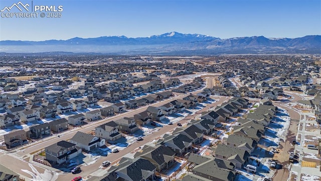 bird's eye view featuring a mountain view