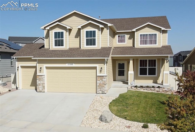 view of front facade featuring a garage