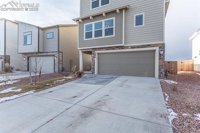 view of front facade featuring a garage