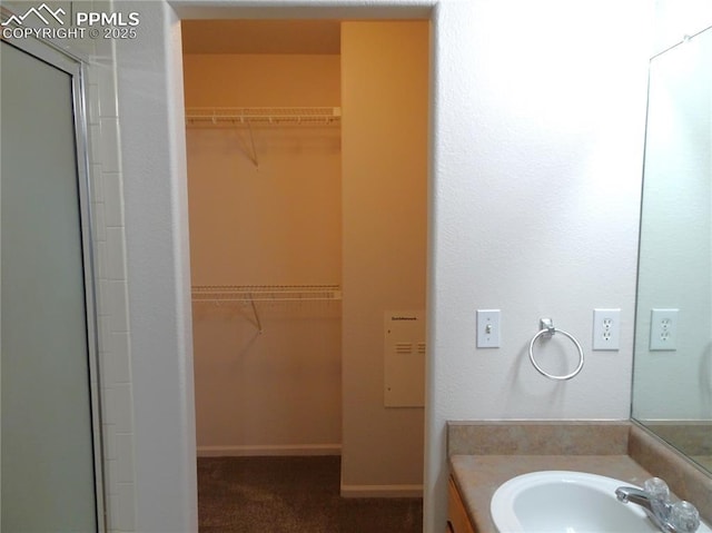 bathroom with vanity