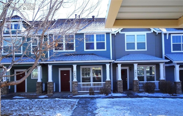 view of front of property with covered porch