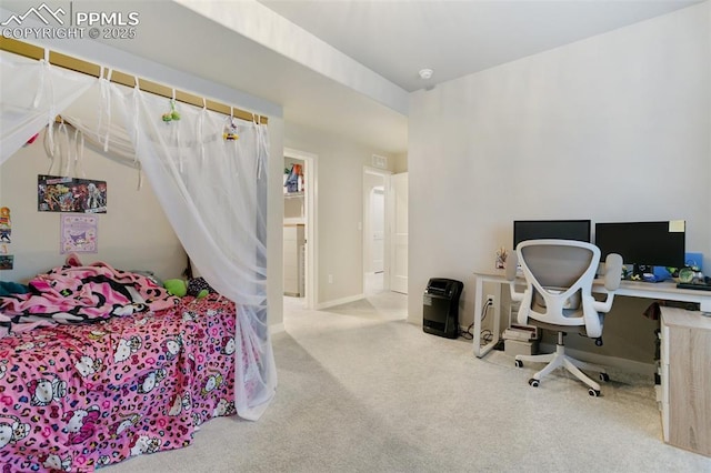 bedroom with carpet flooring