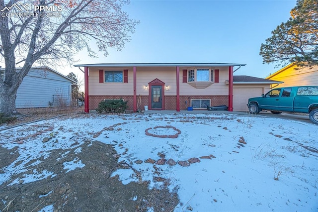 view of front of house with a garage