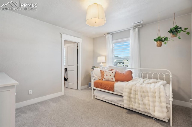 bedroom featuring carpet floors