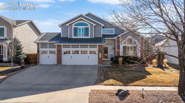 view of front property featuring a garage