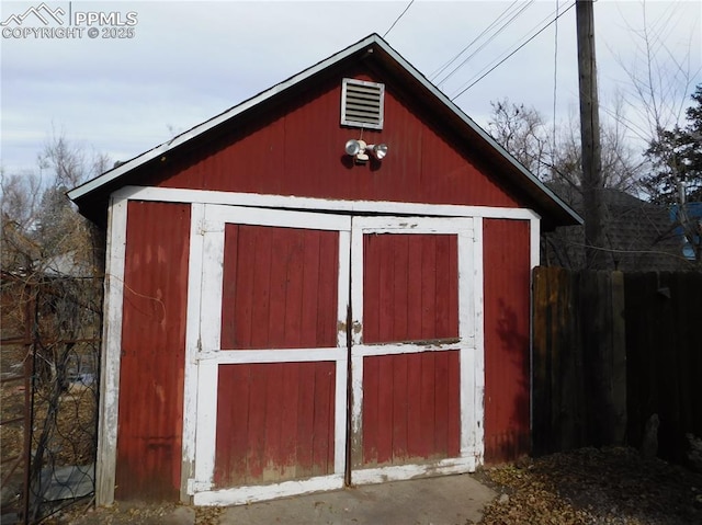 view of outbuilding