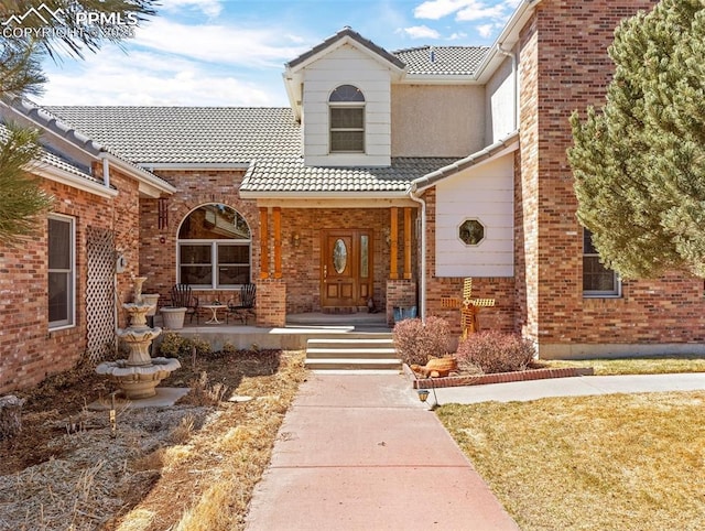 view of front of home featuring a porch