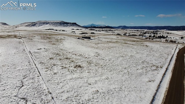 view of mountain feature