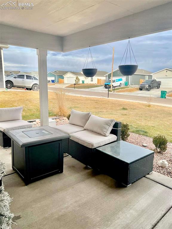 view of patio featuring an outdoor living space