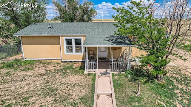 view of front of property