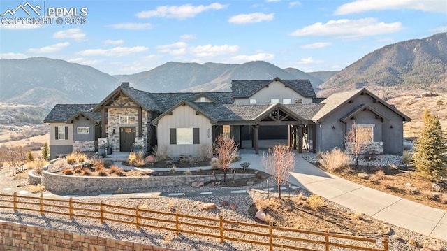 view of front facade featuring a mountain view