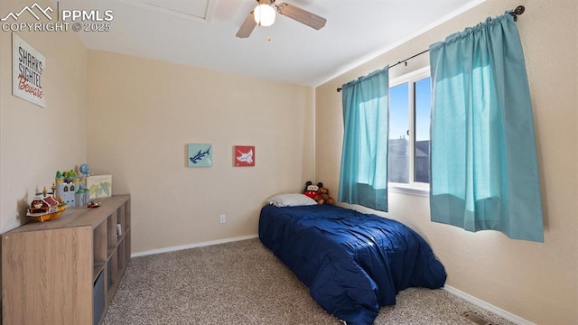 bedroom featuring carpet floors and ceiling fan