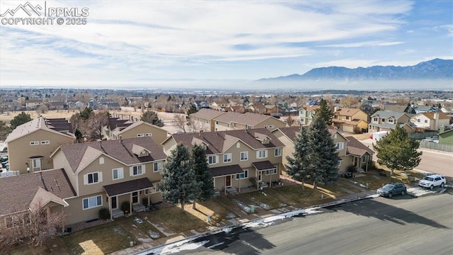 bird's eye view featuring a mountain view