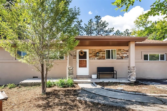 view of front of house with covered porch