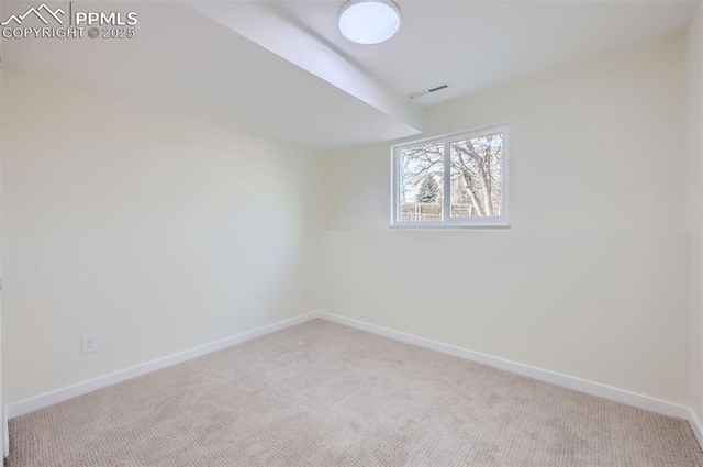 view of carpeted spare room