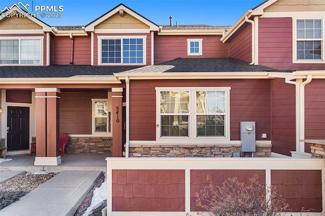 view of front of house with a porch