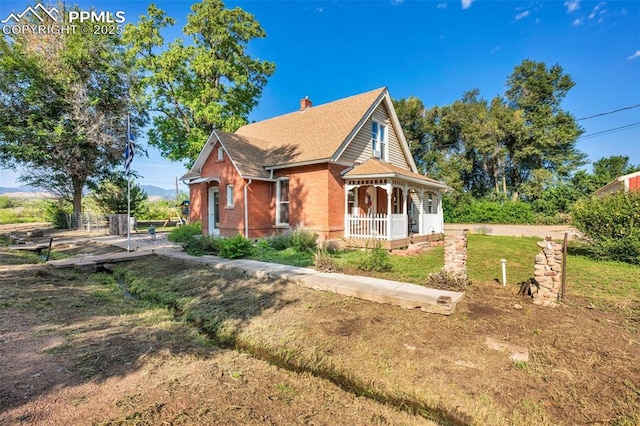 view of front of house featuring covered porch