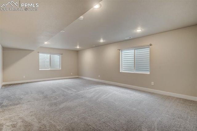 unfurnished room with carpet