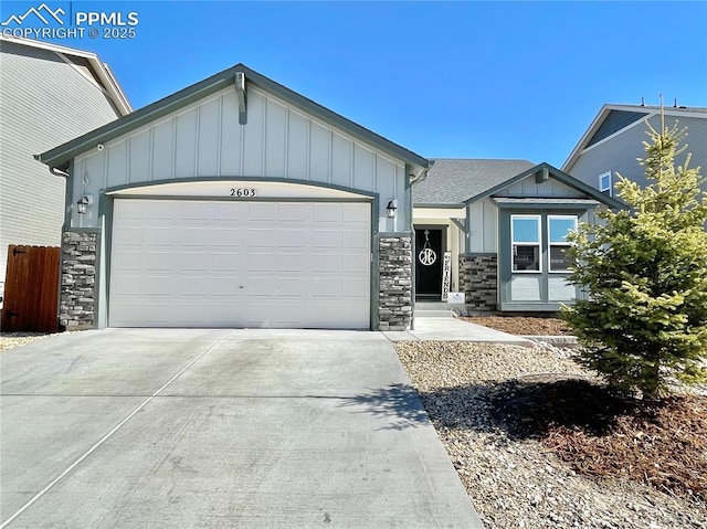 view of front of home featuring a garage