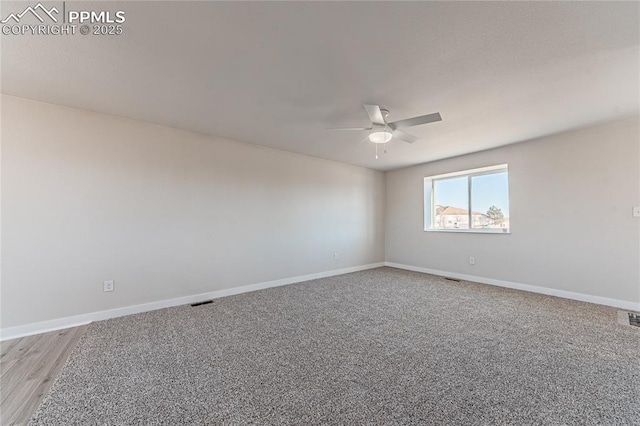 empty room with ceiling fan