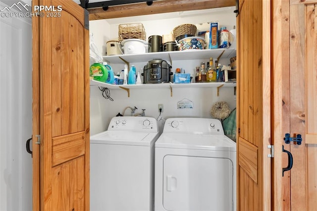 laundry room featuring independent washer and dryer