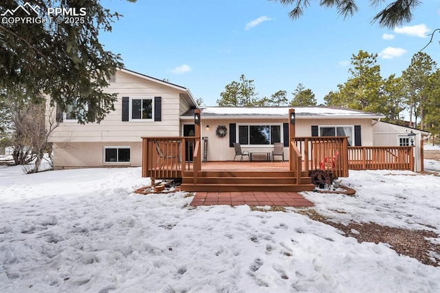 view of front of home featuring a deck