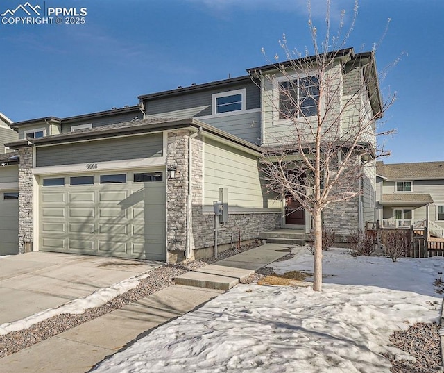 view of front facade with a garage