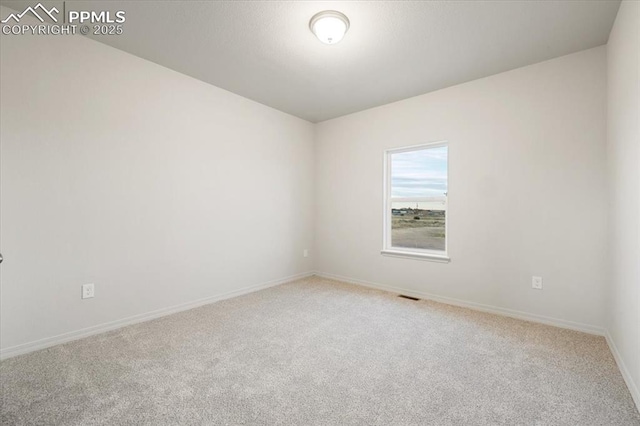 empty room with carpet