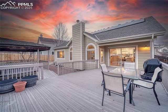 view of deck at dusk