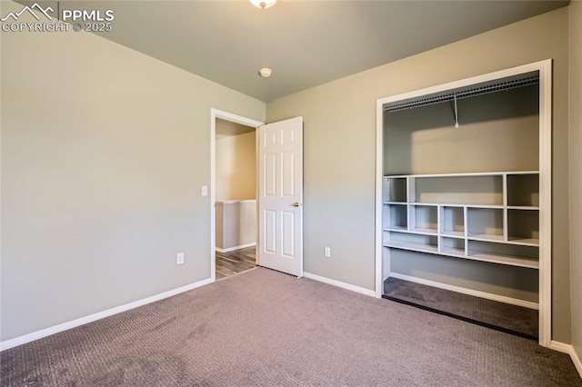 unfurnished bedroom with carpet floors