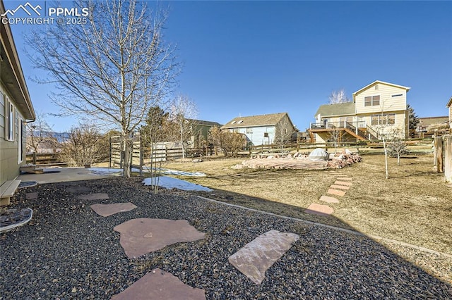 view of yard with a patio