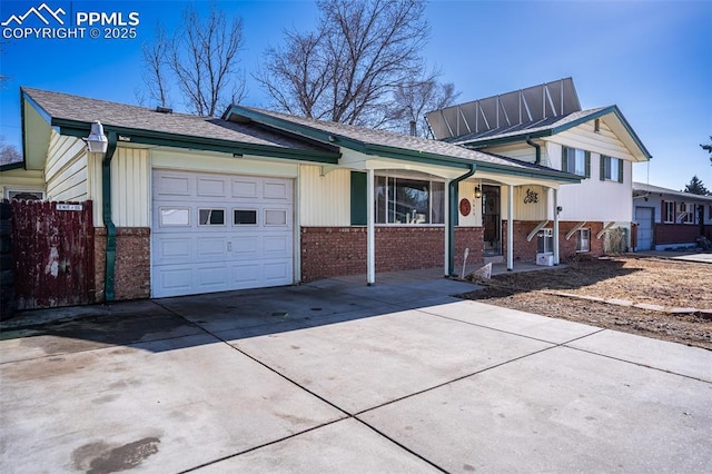 view of front facade featuring a garage and covered porch