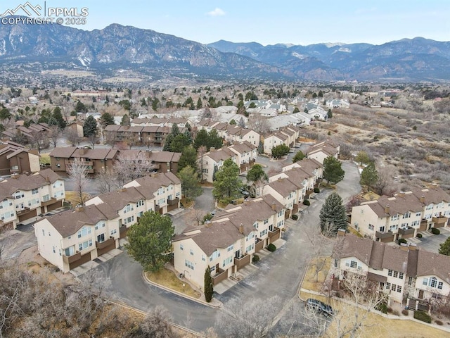 bird's eye view featuring a mountain view