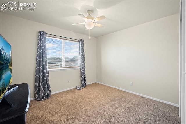 unfurnished office with carpet and ceiling fan