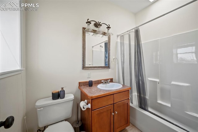 full bathroom featuring vanity, toilet, and shower / bath combo with shower curtain