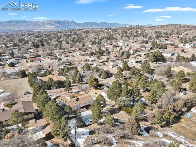 bird's eye view featuring a residential view and a mountain view