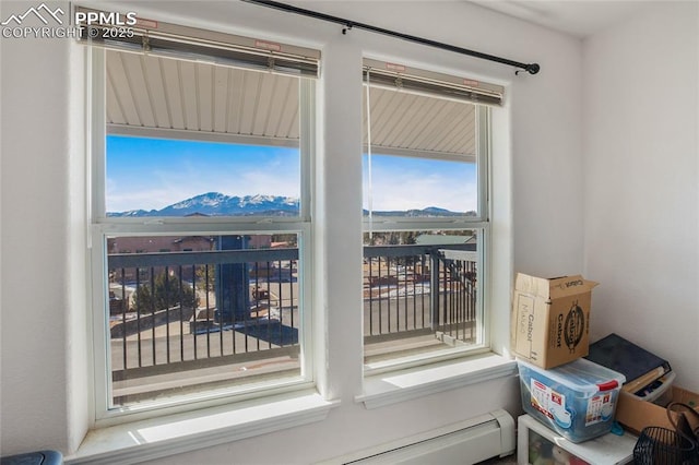 room details featuring a mountain view