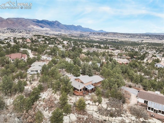 bird's eye view featuring a mountain view