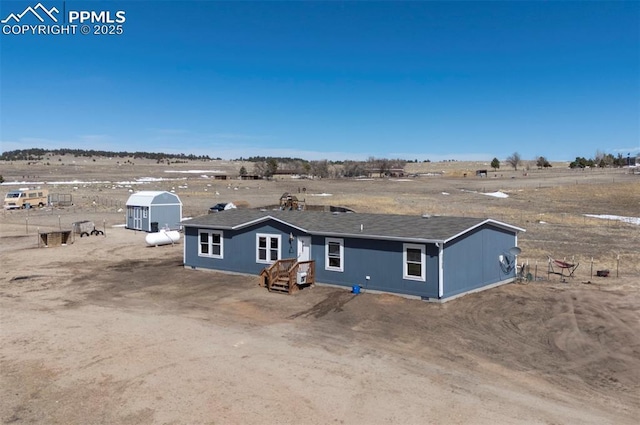 view of front of home with driveway