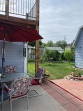 view of patio featuring outdoor dining space