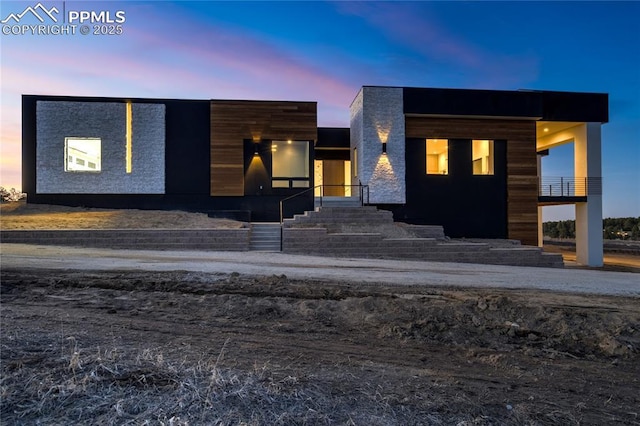 4118 Pinehurst Cir, Colorado Springs, CO 80908 - view of contemporary home