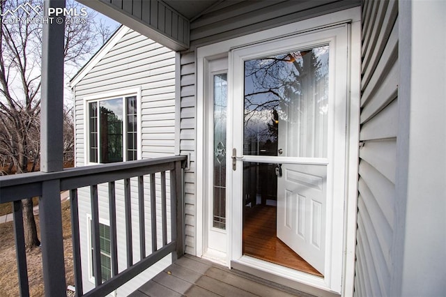 view of property entrance