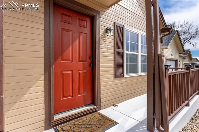 view of property entrance