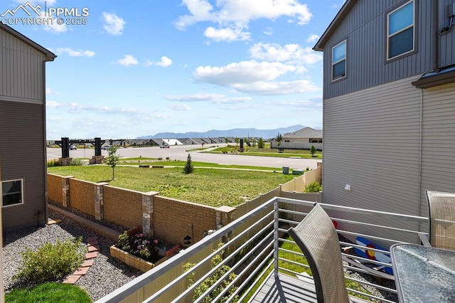 exterior space featuring a residential view and a mountain view