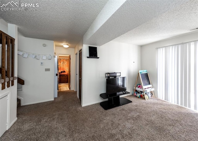 997 Magnolia St, Colorado Springs, CO 80907 - interior space featuring carpet flooring, baseboards, visible vents, and a textured ceiling
